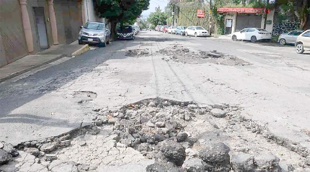 Imagen de una vialidad común en la ciudad de Cuernavaca.