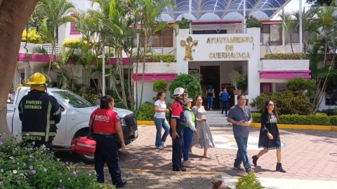 Durante Simulacro Nacional 2025, evacua ayuntamiento capitalino a más de 300 trabajadores