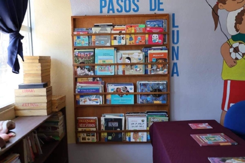 La primaria cuenta ahora con una biblioteca para que los niños tengan fuentes de consulta.