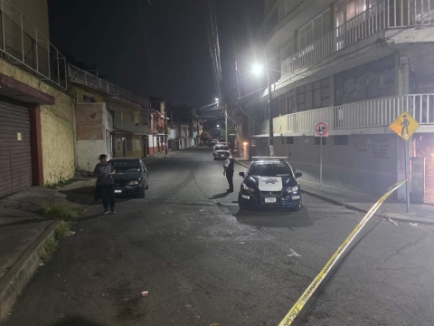 La circulación vehicular en un tramo de la calle Popocatépetl estuvo cerrada durante algunas horas.