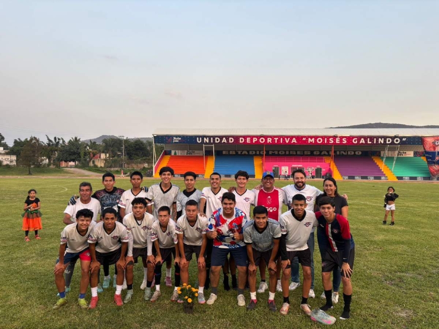 El equipo del Chiriwiskas, comandado por Miguel García, preparador físico del Atlético Real Morelos 27, se quedó con el título del Cuadrangular del Terror.