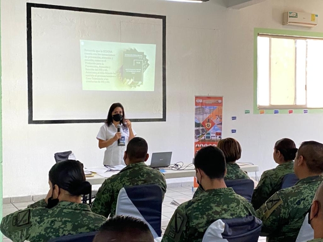 Participa personal militar en el taller de &#039;Prevención de la violencia de género&#039;