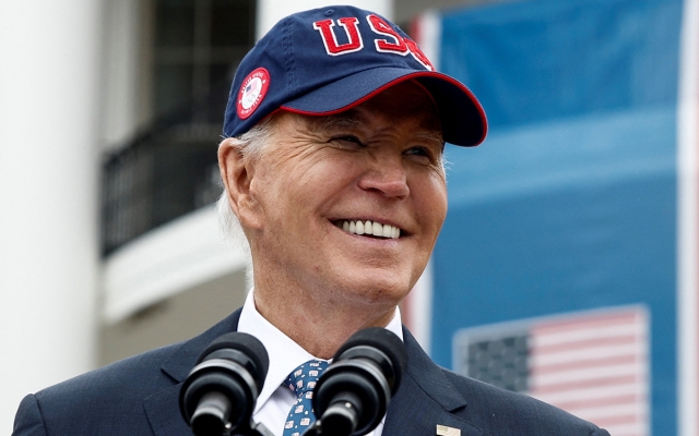 Biden felicita a Sheinbaum por su histórica toma de posesión