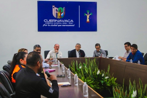Cuernavaca impulsa coordinaci&oacute;n hist&oacute;rica para retirar cableado en desuso de postes y mejorar seguridad urbana