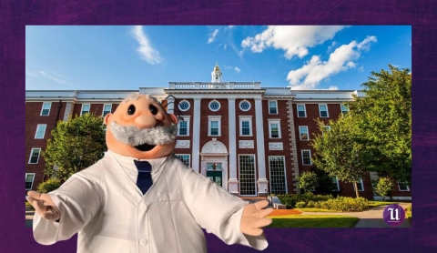 El Dr. Simi llega a Harvard y su visita se vuelve viral en redes