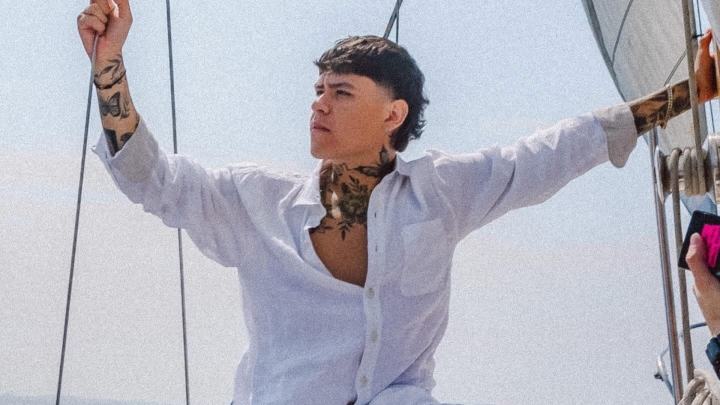 Caos en Tijuana: Junior H retrasa su concierto casi 6 horas y provoca enojo entre los fans