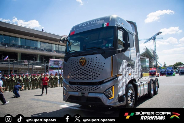  Los imponentes tractocamiones harán rugir sus motores como parte del evento.