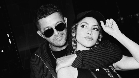 Shakira y Alejandro Sanz se reencuentran tras 20 años con la emotiva canción &#039;Bésame&#039;