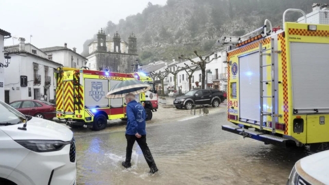 Temporal en Espa&ntilde;a deja 168 carreteras cerradas y miles de evacuados