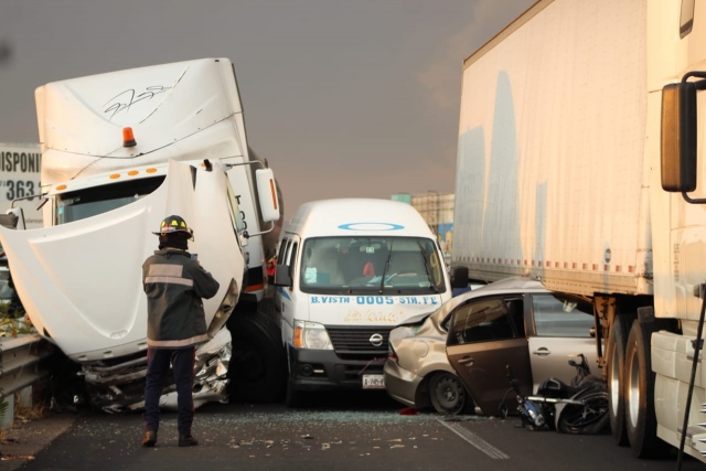 Al menos 18 lesionados en accidente en El Polvorín, en Cuernavaca