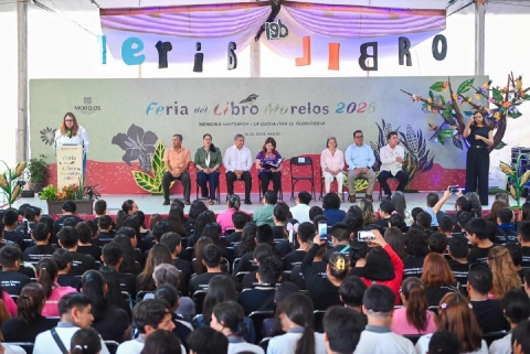 La secretaria de Cultura, Montserrat Orellana, detall&oacute; las actividades de la Feria del Libro Morelos 2026 durante la inauguraci&oacute;n del evento, que encabez&oacute; la gobernadora Margarita Gonz&aacute;lez Saravia. 