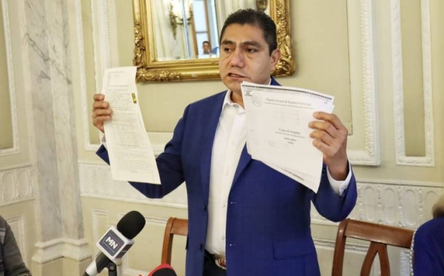 Jorge Luis Preciado renuncia al PAN, denuncia &#039;farsa&#039; en proceso de la oposición