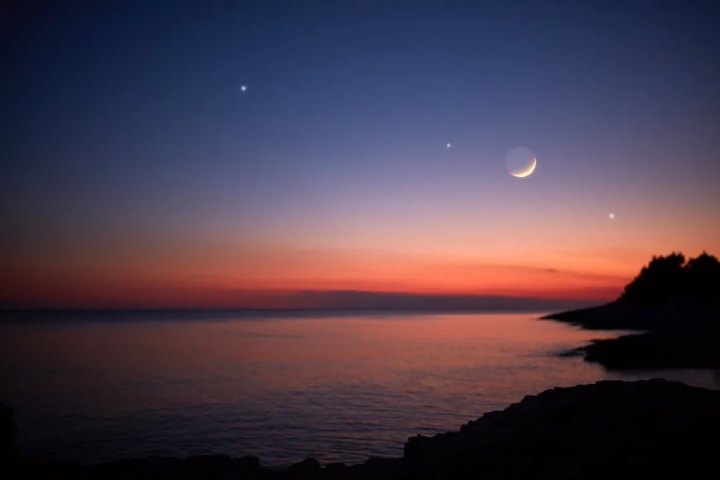 Cinco planetas se alinean en el cielo del amanecer