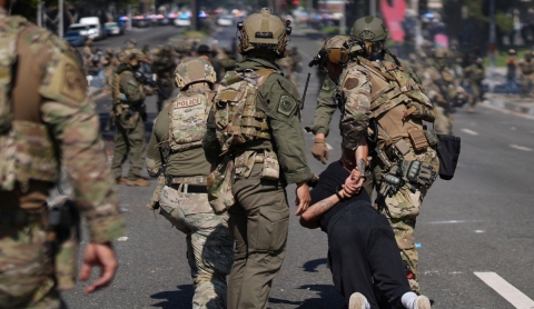 Guardia Nacional llega a Los Ángeles por orden de Trump