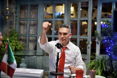 Alito Moreno califica de burla las &lsquo;Farmacias del Bienestar&rsquo;