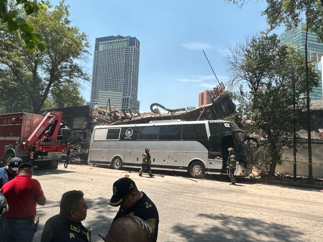 Colapsa estructura de &#039;El Patio&#039;, histórico centro de espectáculos en la CDMX