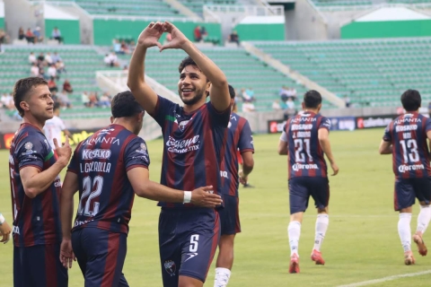 Hardy Meza, de penal, y Édgar Jiménez, al minuto 12, fueron los encargados de encaminar la goleada del Atlante.