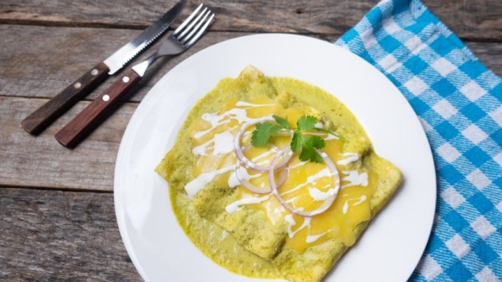 Enchiladas suizas, picositas pero deliciosas ¡anímate a prepararlas!