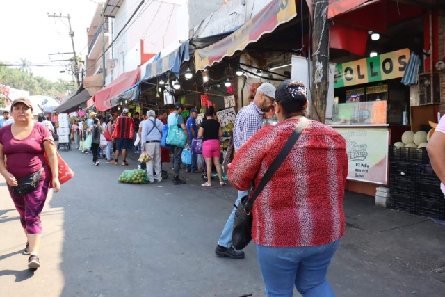 Piden mantener reordenamiento de comercio en Cuernavaca