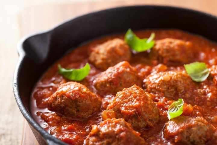 Comida casera: Prepara unas ricas albóndigas en salsa de jitomate con esta receta