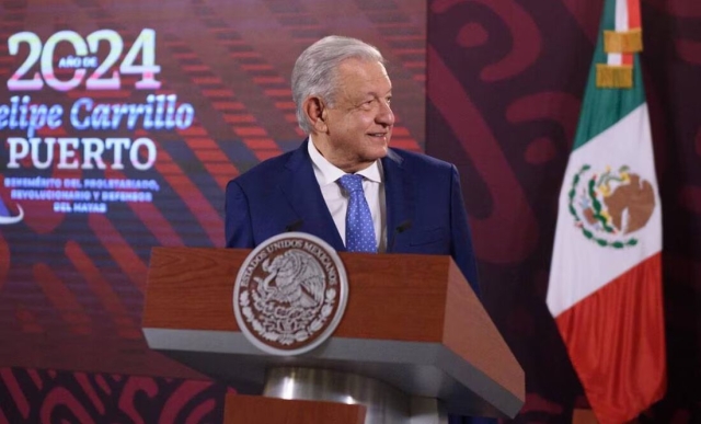 AMLO seguirá proceso legal contra María Amparo Casar por pensión Pemex