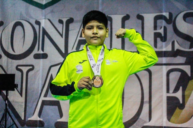 Edward Ríos se quedó con la medalla de bronce al caer en la antesala de la gran final ante Dylan Ayala, de Baja California.