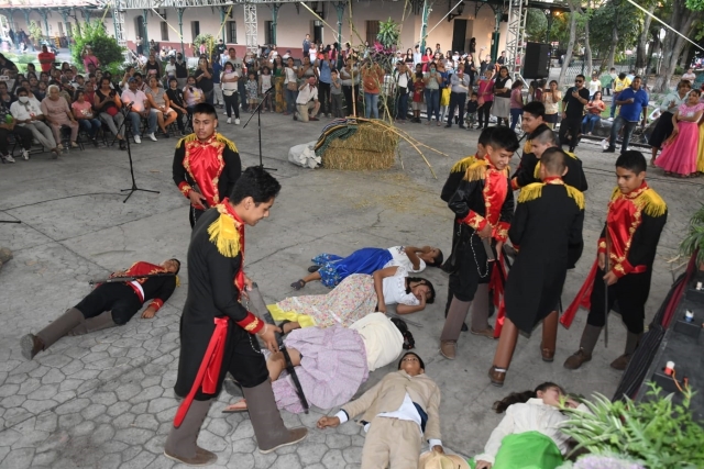 Estudiantes recrean la batalla del Sitio de Cuautla