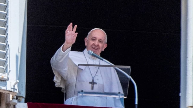 Papa Francisco, en buenas condiciones tras cirugía de colon.