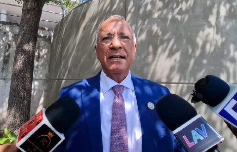 Adolfo Barragán resaltó que hay empresas morelenses en las obras que se realizan en carreteras del estado.