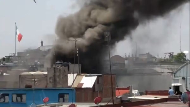 Se incendia bodega en el Centro Histórico de CDMX