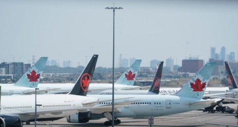 Huelga de Air Canada concluye tras acuerdo provisional con trabajadores