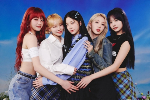 LE SSERAFIM sorprende con cover de &#039;Amor Prohibido&#039; de Selena Quintanilla previo a su concierto en México