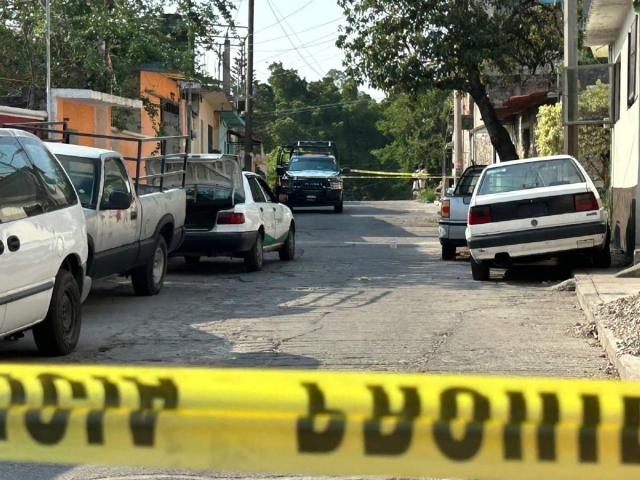 Matan a tiros a un taxista en Temixco