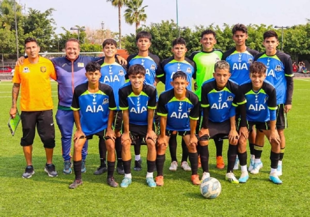 Orgullo morelense. Cuatro tlahuicas están con el equipo de Forma Fut Integral de Ixtapaluca, escuadra que se ubica en el grupo 17.