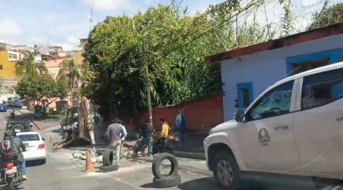 Continúa SAPAC trabajos de reparación en calle Humboldt