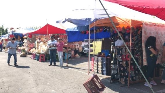 En marcha el tianguis ganadero en Ayala