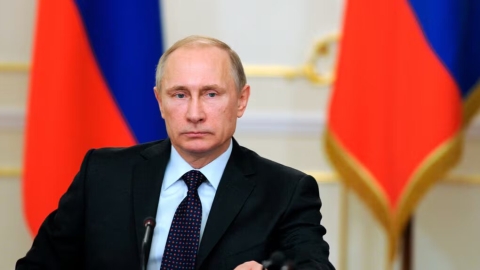 Putin felicita a Trump y ofrece diálogo sobre el conflicto en Ucrania