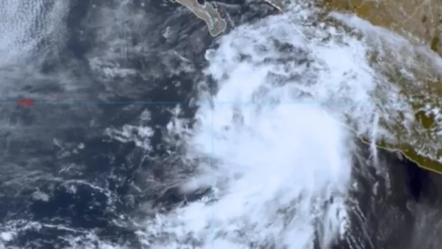 Tormenta tropical Eugene se aleja de México sin causar daños