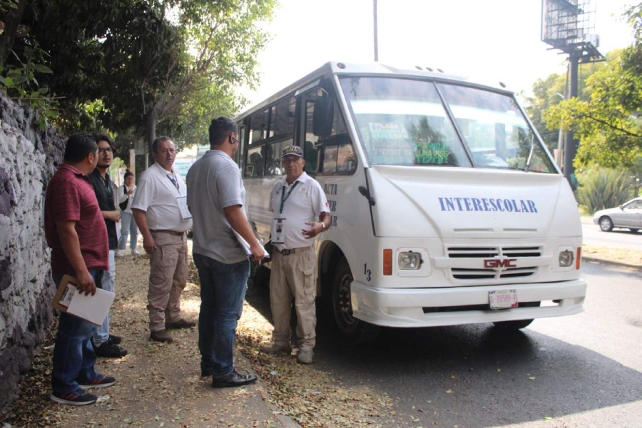 La Coordinación de Movilidad realiza en las calles revisiones del estado físico de las unidades del transporte.  
