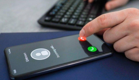 Tres pasos clave para evitar estafas al contestar llamadas de números desconocidos