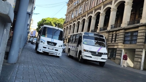 Unidades del transporte p&uacute;blico colectivo abrieron espacios de hasta 30 minutos