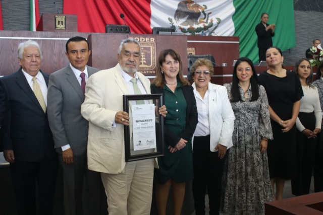 Rinde Congreso homenaje p&oacute;stumo a Manuel Le&oacute;n D&iacute;az, autor de la marcha 'Morelenses'