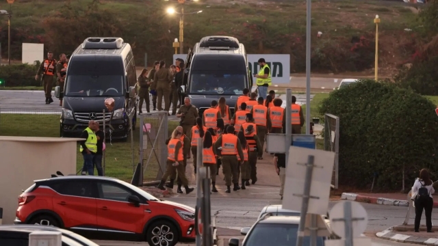 Fuerzas de seguridad de Israel en Tel Aviv este 24 de noviembre de 2023. 