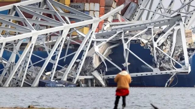 Cuerpo encontrado en puente de Baltimore es de mexicano, confirma SRE