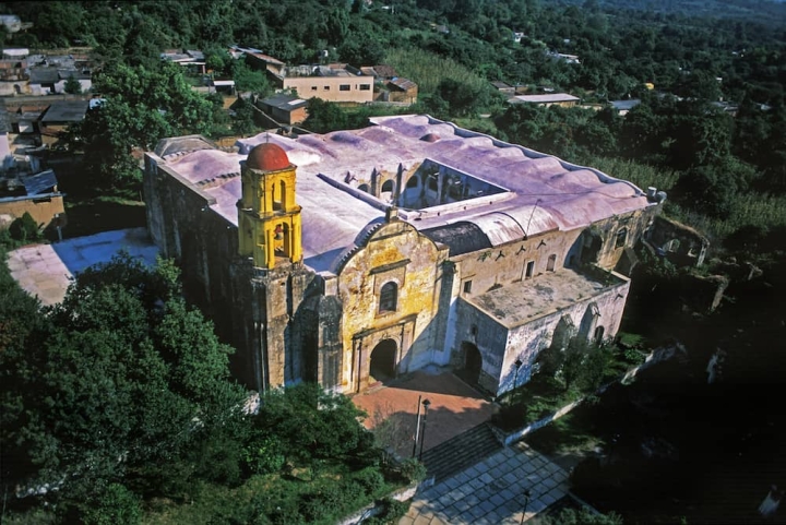 El Catrín de los Cazahuates en Ocuituco