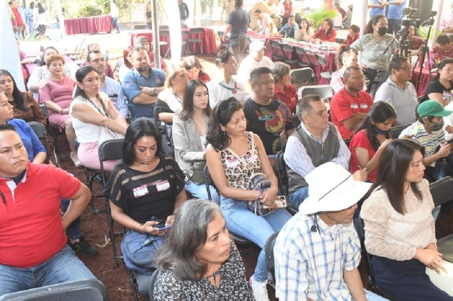  Los ciudadanos asistentes realizaron diez propuestas al Ayuntamiento.