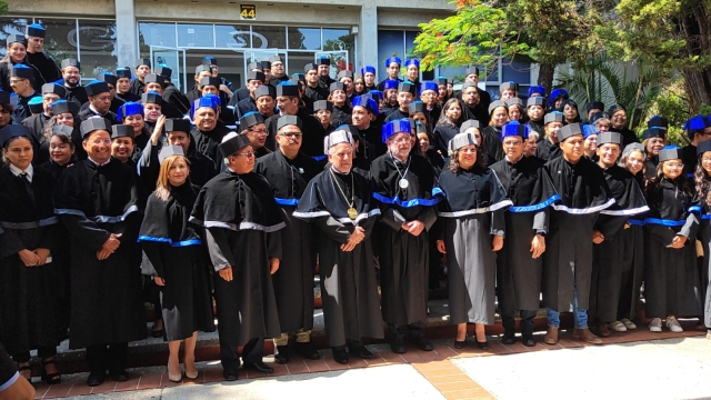 Distingue UAEM a Enrique Graue con el doctorado Honoris Causa