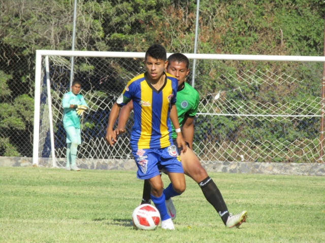 Caudillos de Morelos se desplomó en el segundo tiempo; Uriel Leana recortó distancias al minuto 89.