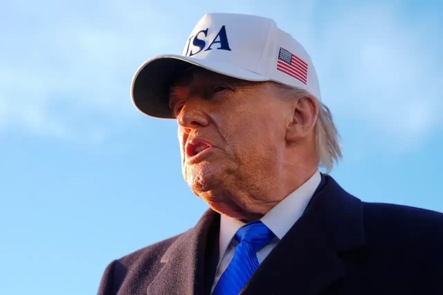 Trump asegura que Sheinbaum no debi&oacute; rechazar apoyo contra c&aacute;rteles