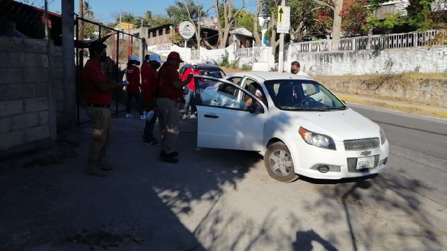 Los visitantes que llegan a Jojutla deben pasar por los filtros.